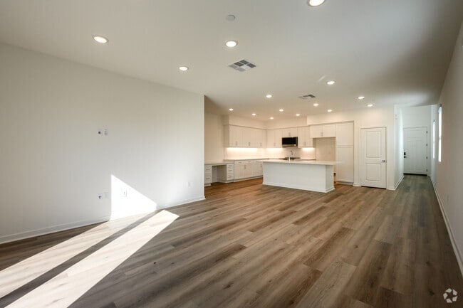 7823 Sorensen Ave unit 36693593, Whittier, CA 90606 - photo 5