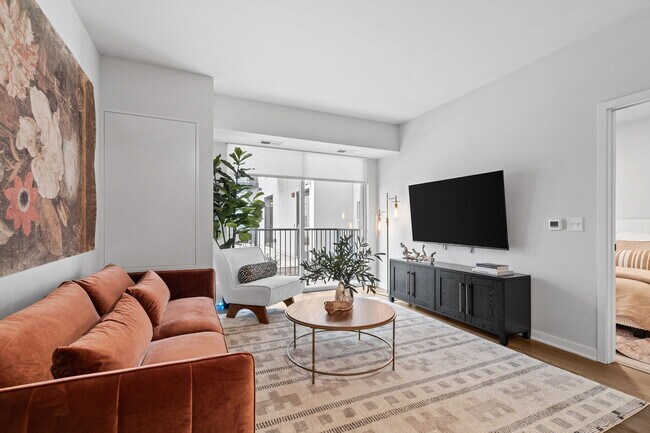 Corsa, Saint Louis Park, MN 55416 - photo 4