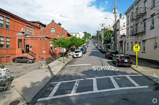 Andalusia School educating your entire child with help from the community.