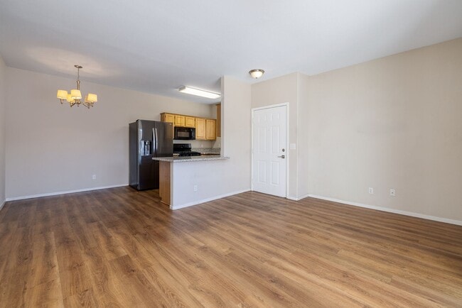 5655 E Sahara Ave, Las Vegas, NV 89142 - photo 7