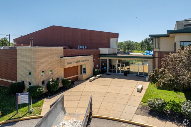 Valley Park Elementary is located on the same campus as the middle and high schools.