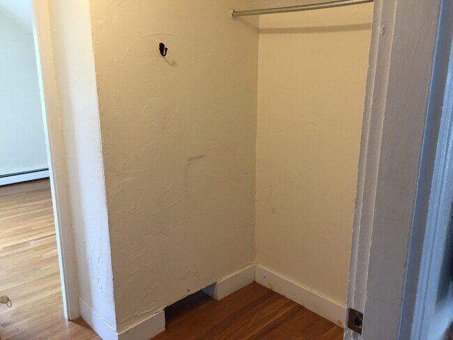 187 Beacon St unit 3, Somerville, MA 02143 - photo 6