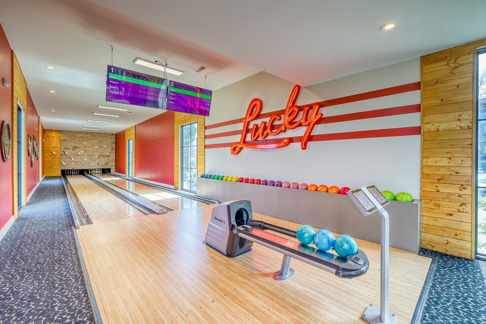 Summit at Red Rocks 30 S Holman Way_ Golden_ CO 80401 HDR Still-47