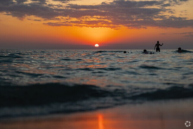 Naples Heritage Golf and Country Club is a short drive from the magnificent sunset views on the Gulf beaches.
