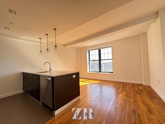 123 Parkside Ave Unit 5T, Brooklyn, NY 11226