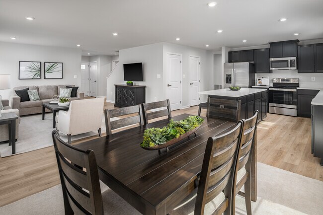 712 Black Creek Cir, Lodi, OH 44254 - photo 7