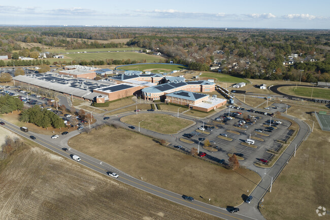 Smithfield Middle fosters dynamic student growth and learning.