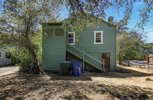 2512 Butte St, Redding, CA 96001 - photo 7