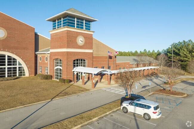 Irondale Middle School has a C+ overall Niche ratting.
