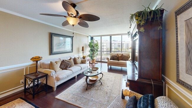 Harbor Towers Yacht & Racquet Club unit 416, Sarasota, FL 34242 - photo 2