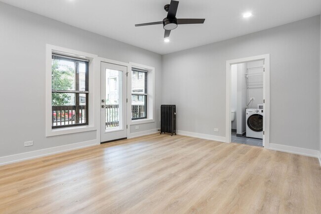 6929 N Lakewood Ave unit 2, Chicago, IL 60626 - photo 5