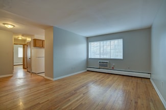 4865 Cadieux Rd Unit Apartment 11, Detroit, MI 48224
