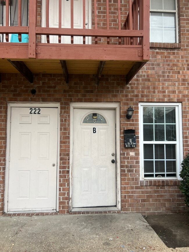 222 W 34th St unit B, Norfolk, VA 23504 - photo 2