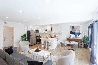 7976 Norton Ave, West Hollywood, CA 90046