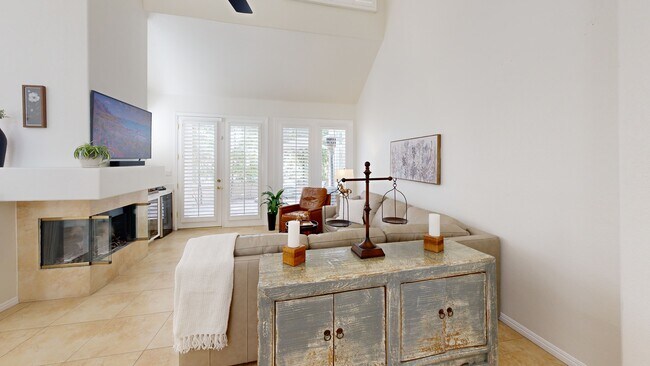 5035 Shoal Creek Cir, Las Vegas, NV 89113 - photo 2