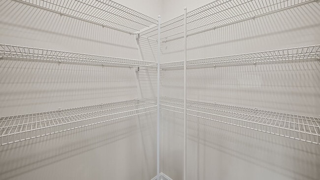 547 Atkinson St, Shenandoah Junction, WV 25442 - photo 7