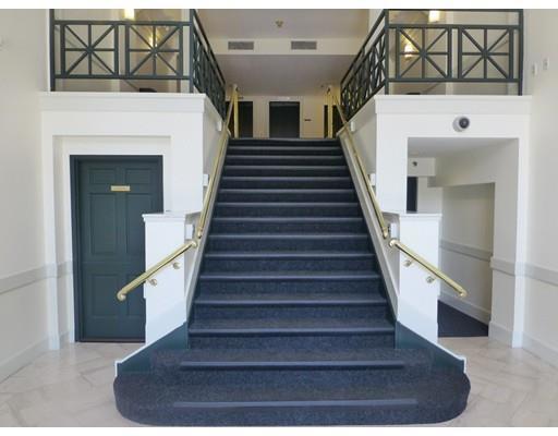 The Vicomte unit 212, Allston, MA 02134 - photo 2