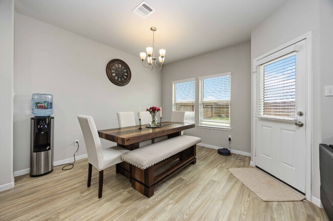 6526 MacRoom Meadows Ln, Houston, TX 77048 - photo 4