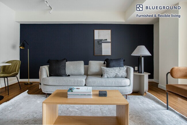 4001 N 9th St unit FL11-ID529, Arlington, VA 22203 - photo 2