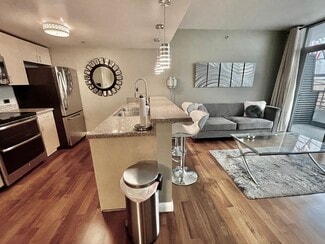 425 W Beech St Unit 504, San Diego, CA 92101