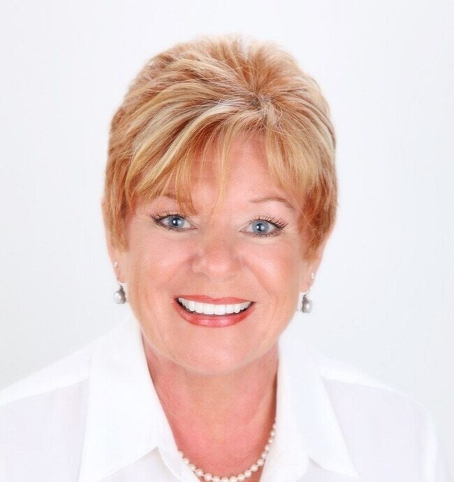 Beverly Hoffman Gallo