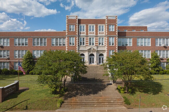 Students in the Arts District may attend the Chattanooga School for the Arts & Science.