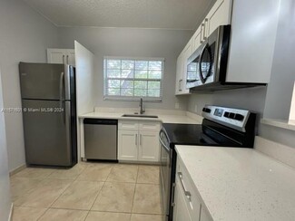 640 Cypress Club Way Unit L12, Deerfield Beach, FL 33064