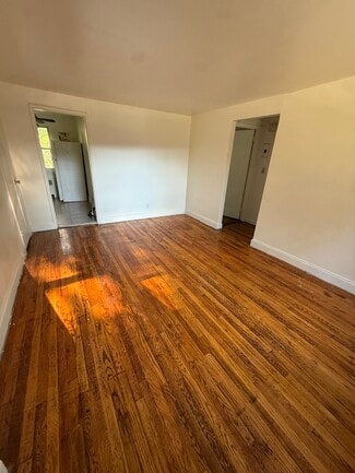 26A Carolyn Terrace, Roselle, NJ 07203