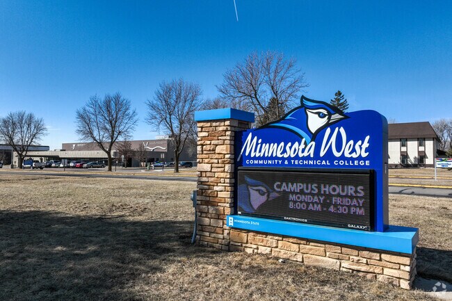 Worthington students can earn an associates degree at Minnesota West Community & Technical College.