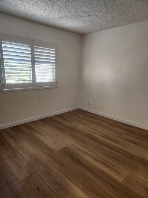 13722 Red Hill Ave unit 50, Tustin, CA 92780 - photo 1