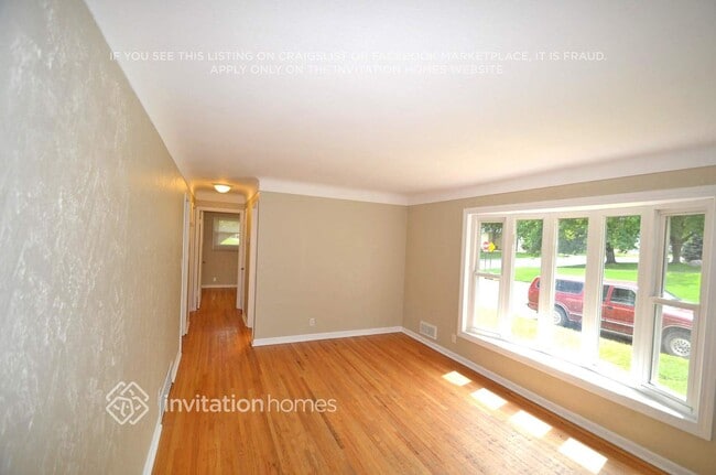 2110 2nd St S, South Saint Paul, MN 55075 - photo 4