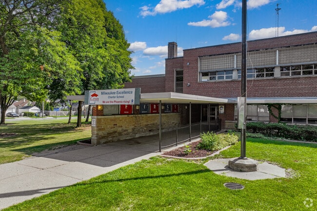 Milwaukee Excellence Charter School enrolls over 600 students in grades 6-12.