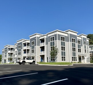 433-443 Bayonet St, New London, CT 06320