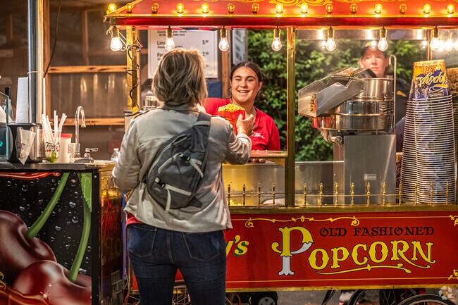 Brookside’s cafés and galleries are a quick trip from Noble and Gregory Ridge.