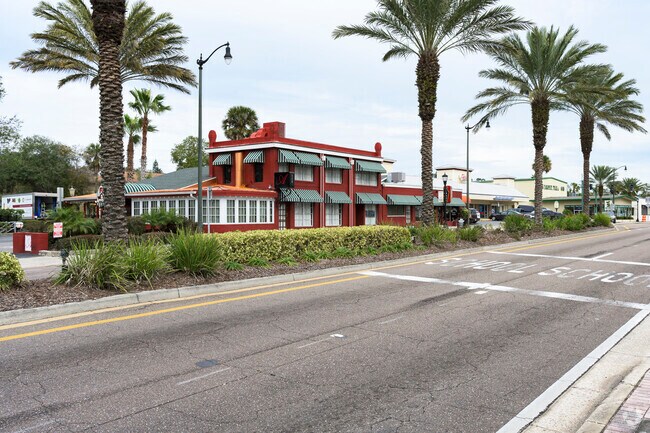 Spend the day shopping and dining along West Granada in Ormond Beach.