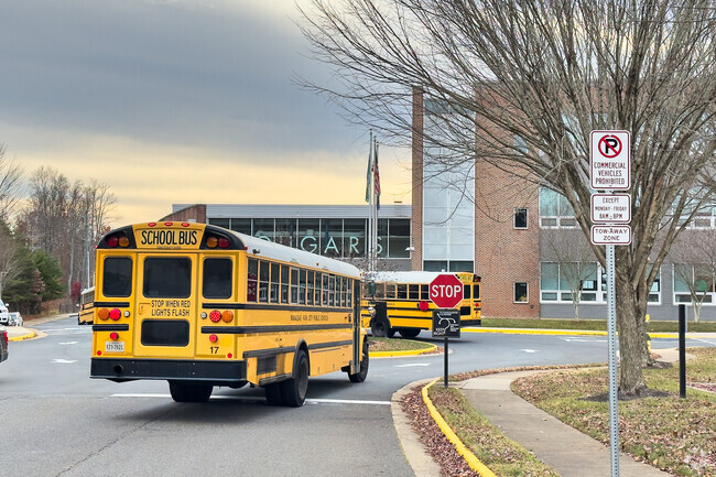 Manassas Park Elementary School serving students of Prince William County.
