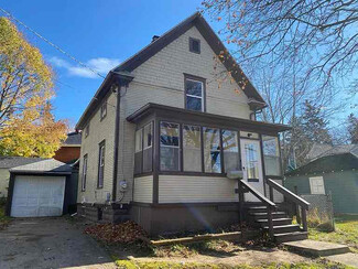 1027 Woodbridge St, Jackson, MI 49203