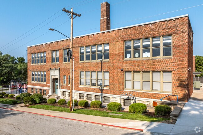 Teachers have small class sizes at Fairmount Elementary School.