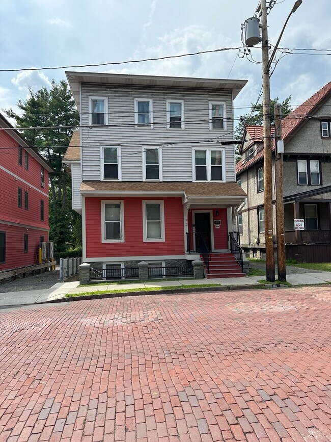 408 Stewart Ave, Ithaca, NY 14850