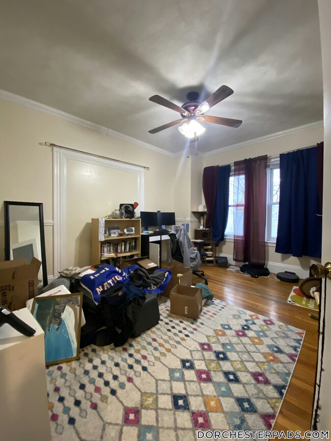 369 Savin Hill Ave Unit 2, Boston, MA 02125