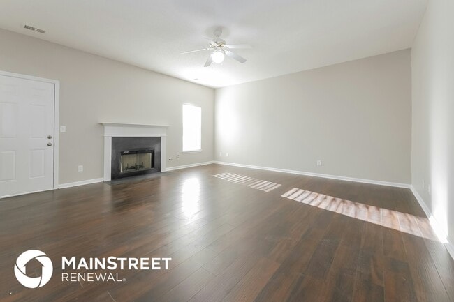 548 Rosalind Terrace, Locust Grove, GA 30248 - photo 4