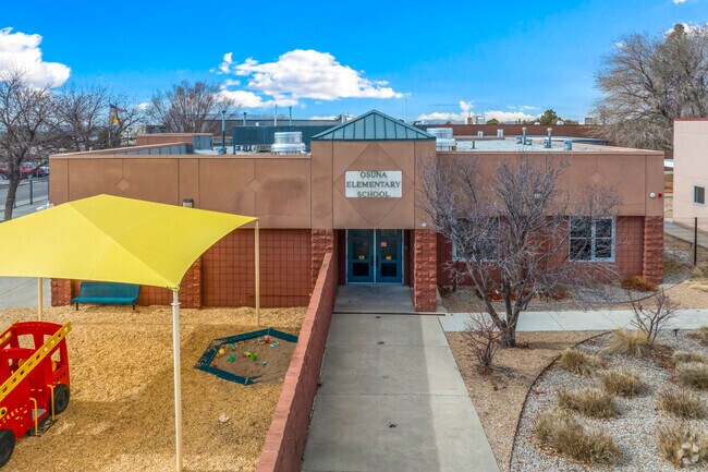 Osuna Elementary earns an A-minus grade from Niche.