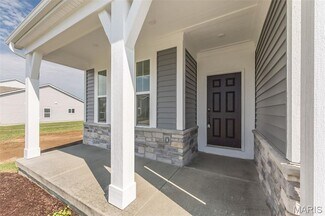 1905 Rolling River Cir, Saint Paul, MO 63366