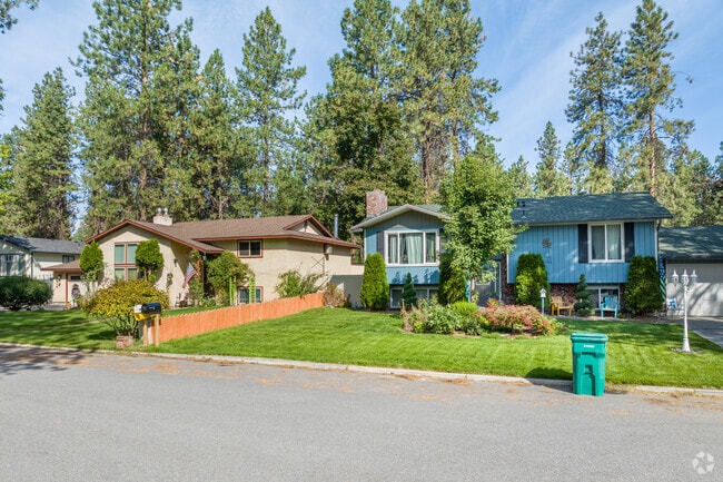 Mid-century homes can be found within private neighborhoods in Dishman Hills.