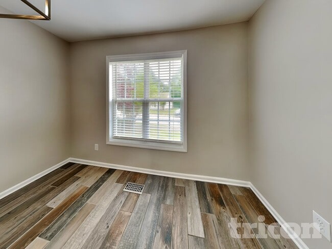 1117 Woodbriar St, Clayton, NC 27520 - photo 4