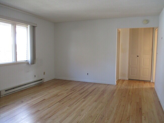 88 Feronia Way unit 1A, Rutherford, NJ 07070 - photo 5