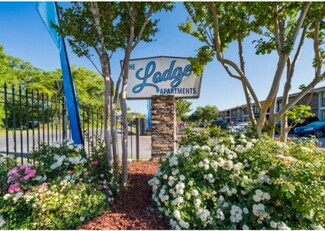 2816 Eden St, Pascagoula, MS 39581