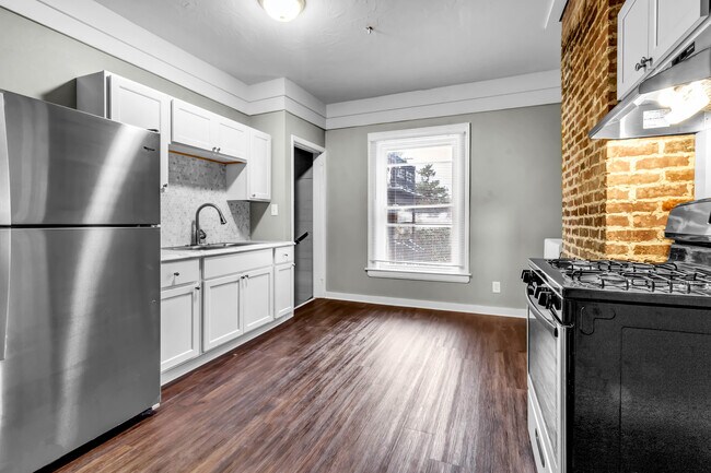 135 Elmwood Ave, Buffalo, NY 14201 - photo 5