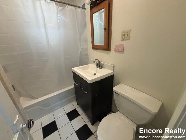 103 Gordon St unit 4, Boston, MA 02135 - photo 4