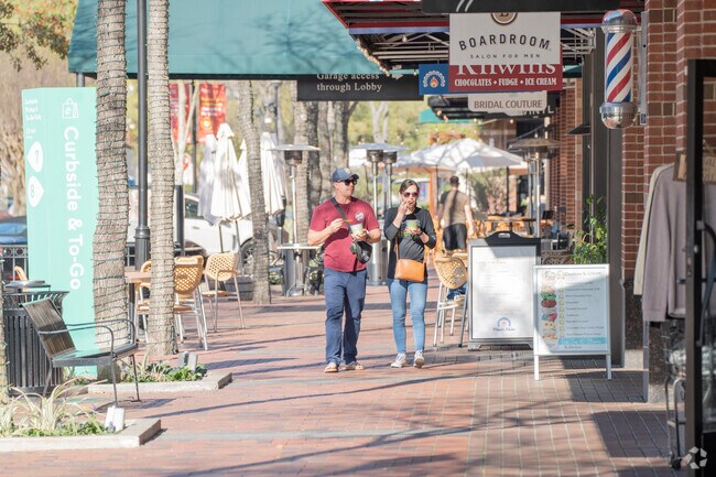 Sugar Creek's shopping center anchors the neighborhood's retail scene.
